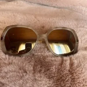 Burberry | Accessories | Burberry Cream Sunglasses Elegant 